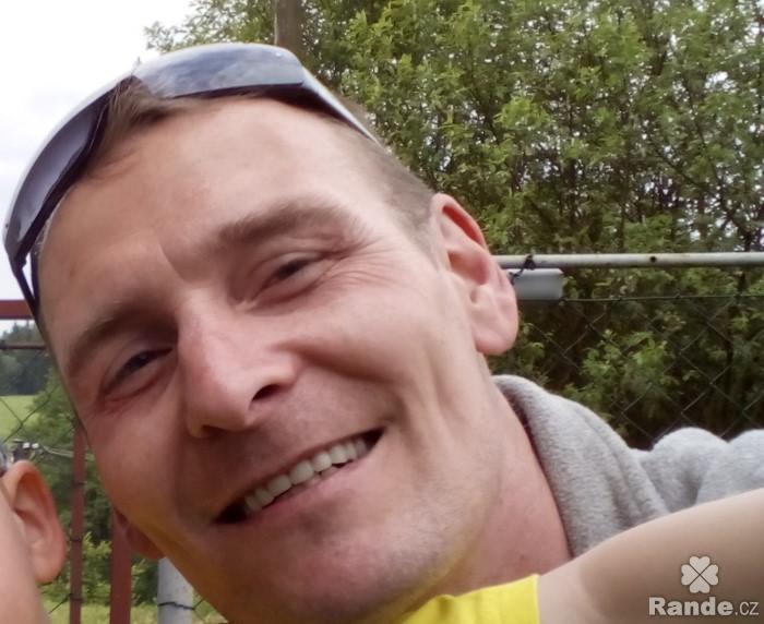 vdova s rozvedeným mužemvysvětlete, jak se relativní a radiometrické datování používá k odhadu věku fosilií
